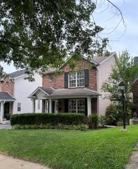 7621 Lindbergh Dr, Richmond Heights, MO 63117