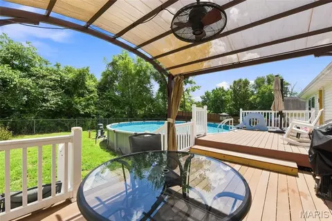 Exterior - 1408 Redwood Dr, Saint Clair, MO 63077 photo 3 of 7