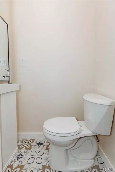 Bath - 303 S Pine St, Dixon, MO 65459 photo 7 of 7