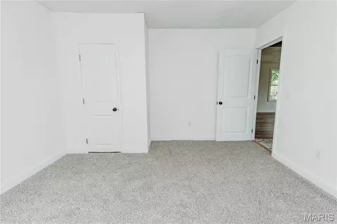 Bedroom - 303 S Pine St, Dixon, MO 65459 photo 2 of 10