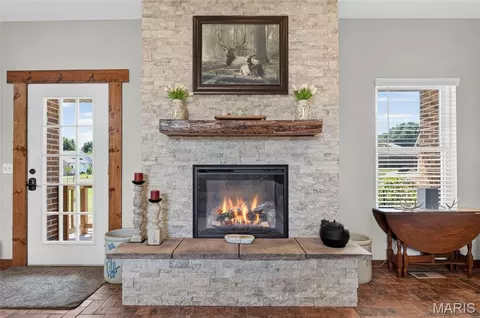 Entry Way - 1504 M- East 15th St, Mountain Grove, MO 65711 photo 1 of 1