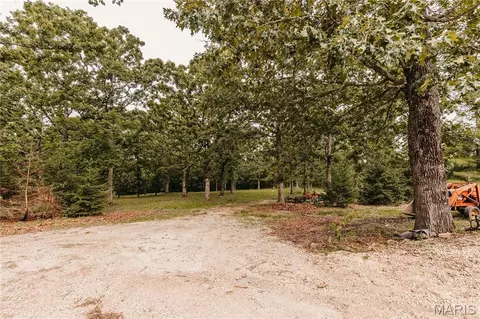 Exterior - 10375 Cedar Ln, Dixon, MO 65459 photo 3 of 20