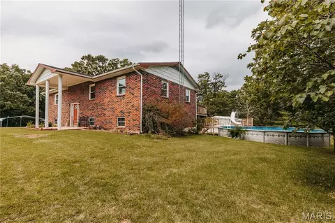 Exterior - 10375 Cedar Ln, Dixon, MO 65459 photo 10 of 20