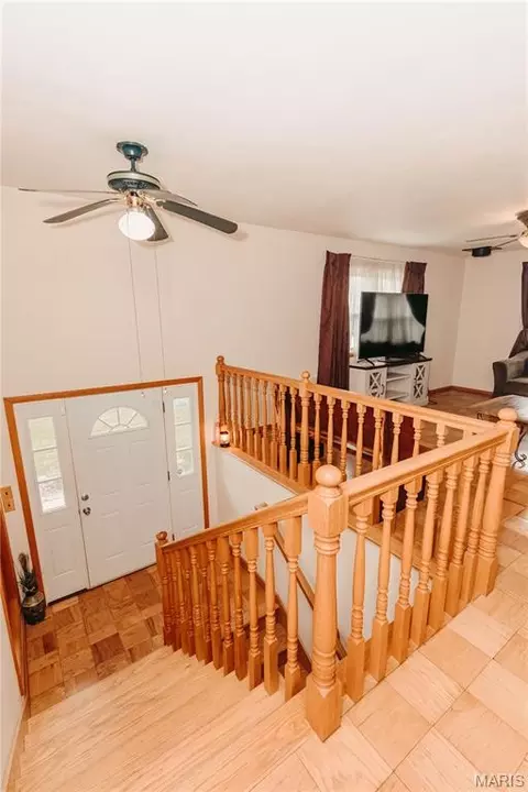 Entry Way - 10375 Cedar Ln, Dixon, MO 65459 photo 4 of 5