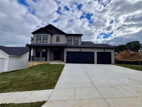 726 Blake Dr, Hillsboro, MO 63050