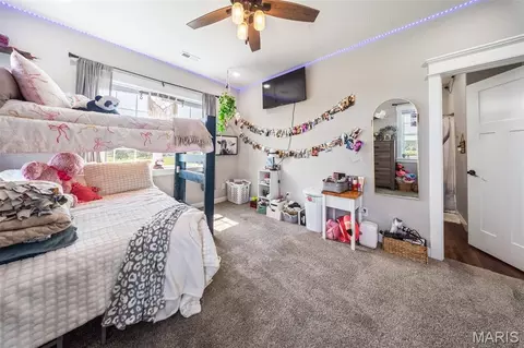 Bedroom - 11703 State Route F, Rolla, MO 65401 photo 7 of 11
