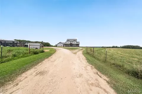 Exterior - 11703 State Route F, Rolla, MO 65401 photo 13 of 15