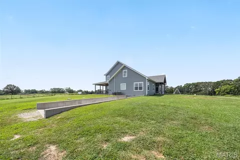 Exterior - 11703 State Route F, Rolla, MO 65401 photo 10 of 15
