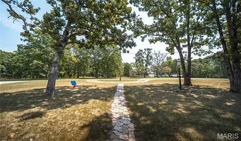 Exterior - 13915 Maple Ln, Plato, MO 65552 photo 5 of 12