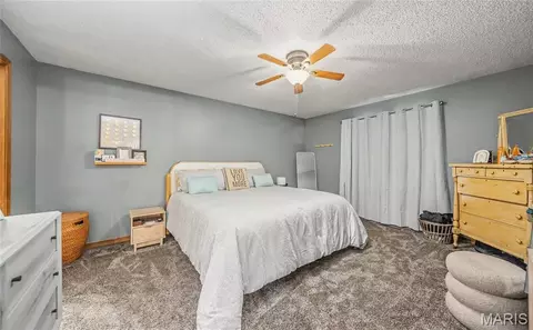 Bedroom - 13915 Maple Ln, Plato, MO 65552 photo 1 of 5