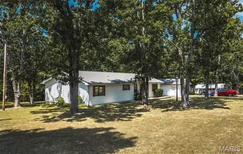 Exterior - 13915 Maple Ln, Plato, MO 65552 photo 9 of 12