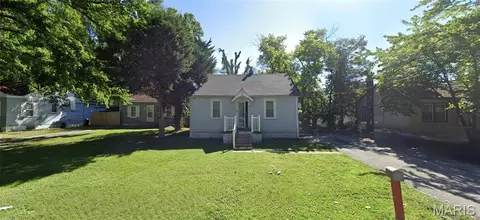 10134 Clairmont Dr, Saint Louis, MO 63136