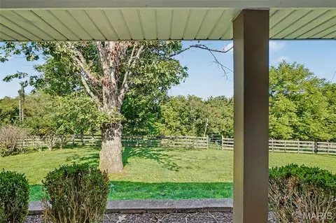 Exterior - 4945 Fox Bridge Rd, Wildwood, MO 63069 photo 5 of 30