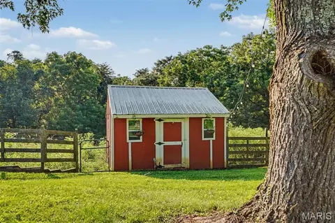 Exterior - 4945 Fox Bridge Rd, Wildwood, MO 63069 photo 13 of 30