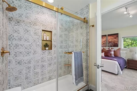 Bath - 4945 Fox Bridge Rd, Wildwood, MO 63069 photo 5 of 6
