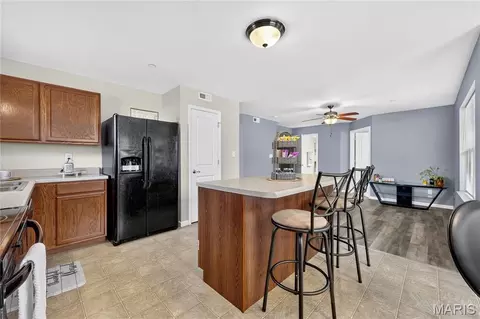 Kitchen - 313 Bramblett Hls, O'fallon, MO 63366 photo 4 of 4