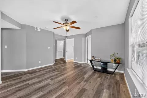 Living - 313 Bramblett Hls, O'fallon, MO 63366 photo 2 of 2