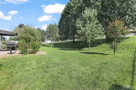Exterior - 2646 Vortex Dr, Saint Louis, MO 63129 photo 3 of 4