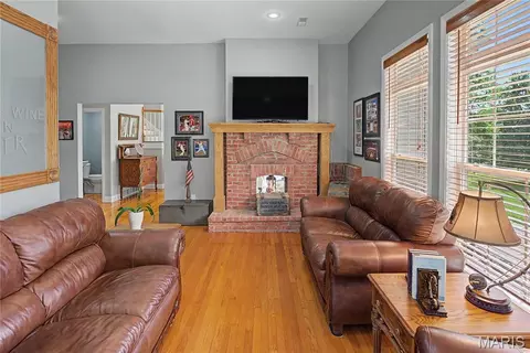 Living - 488 County Road 553, Jackson, MO 63755 photo 2 of 2