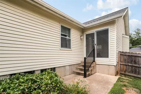 Exterior - 705 Stone Canyon Dr, Ballwin, MO 63021 photo 10 of 10