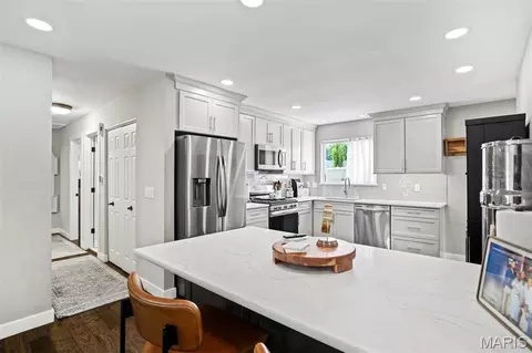 Kitchen - 705 Stone Canyon Dr, Ballwin, MO 63021 photo 1 of 4