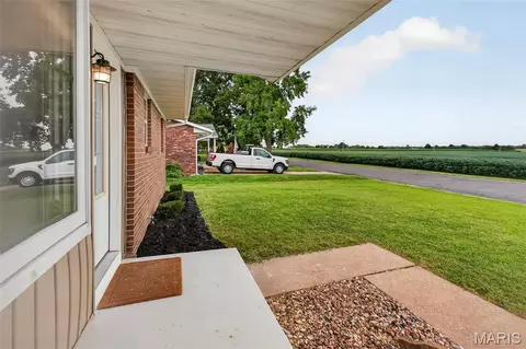 Exterior - 171 N Nike St, Hecker, IL 62248 photo 4 of 10
