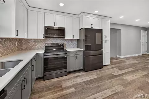 Kitchen - 171 N Nike St, Hecker, IL 62248 photo 1 of 3