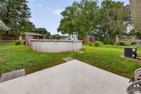 Exterior - 171 N Nike St, Hecker, IL 62248 photo 7 of 10