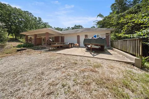 Exterior - 10300 County Road 5260, Rolla, MO 65401 photo 2 of 15