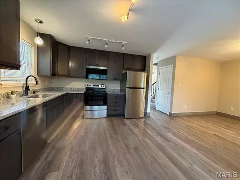 Kitchen - 1002 Sara Jane Ln, Saint Clair, MO 63077 photo 3 of 3