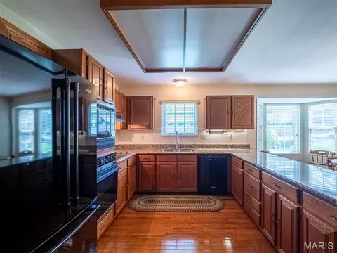 Kitchen - 11 Dax Ct, Bridgeton, MO 63044 photo 2 of 5