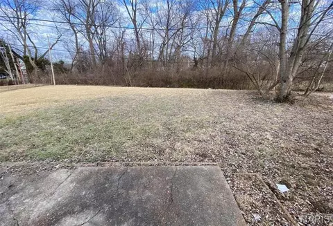 6824 Larry Ln, Berkeley, MO 63134 photo 9