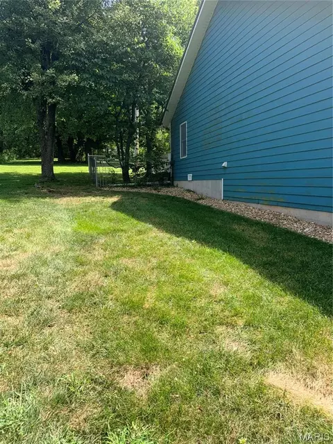 Exterior - 10950 Harris Ct, Rolla, MO 65401 photo 5 of 18