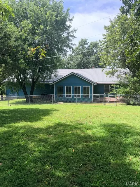 Exterior - 10950 Harris Ct, Rolla, MO 65401 photo 9 of 18