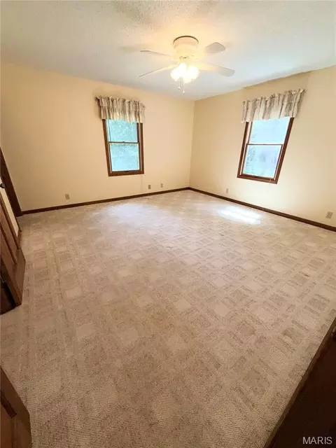 Bedroom - 10950 Harris Ct, Rolla, MO 65401 photo 1 of 5