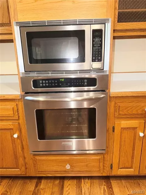 Kitchen - 10950 Harris Ct, Rolla, MO 65401 photo 2 of 6