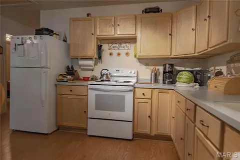 Kitchen - 9630 Crane Dr, Bucyrus, MO 65444 photo 1 of 2