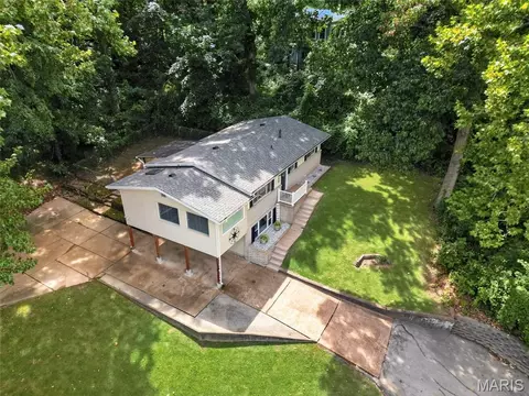 Exterior - 204 Appletree Ct, Arnold, MO 63010 photo 9 of 9