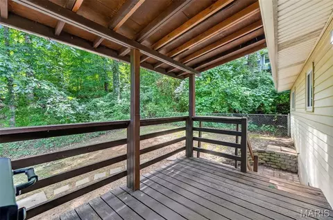Exterior - 204 Appletree Ct, Arnold, MO 63010 photo 5 of 9
