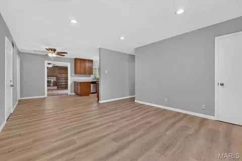 Living - 309 Spring Meadows Dr, Manchester, MO 63011 photo 3 of 6