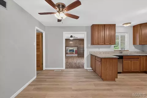 Entry Way - 309 Spring Meadows Dr, Manchester, MO 63011 photo 2 of 2