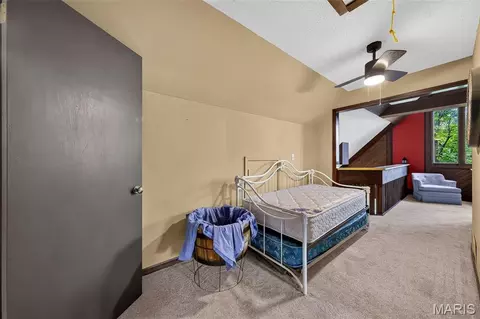 Bedroom - 120 Cedar Ln, Hermann, MO 65041 photo 5 of 9