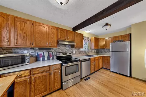 Kitchen - 120 Cedar Ln, Hermann, MO 65041 photo 3 of 3