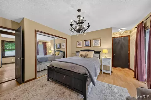 Bedroom - 120 Cedar Ln, Hermann, MO 65041 photo 2 of 9