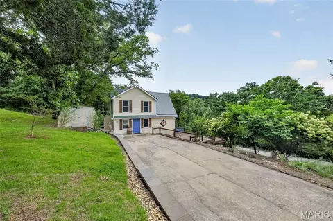 Exterior - 120 Cedar Ln, Hermann, MO 65041 photo 2 of 17