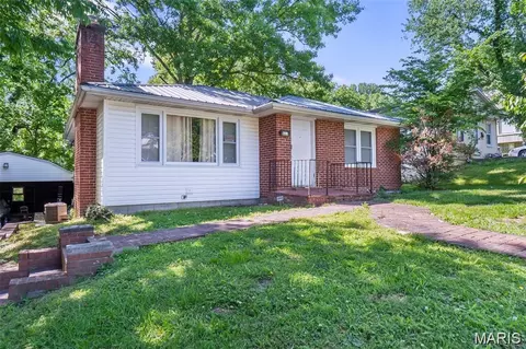 823 N Missouri St, Cape Girardeau, MO 63701