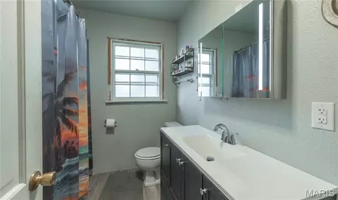 Bath - 27 Irene Ln, Rolla, MO 65401 photo 1 of 2