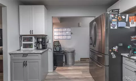Kitchen - 27 Irene Ln, Rolla, MO 65401 photo 2 of 2