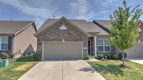 5326 Lakepath Way, Eureka, MO 63025