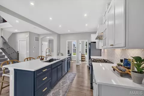 Kitchen - 401 Burnley Dr, O'fallon, MO 63368 photo 3 of 3